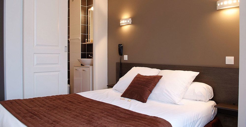 Un Hotel Sur Le Port La Rochelle  Dış mekan fotoğraf